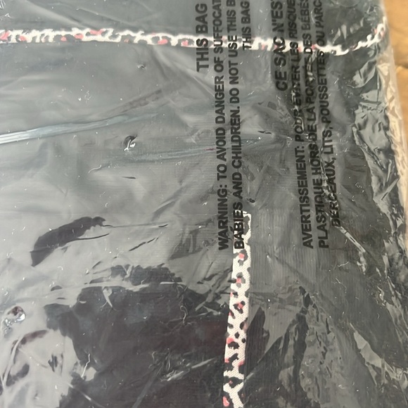 NWT Victorias Secret Modal Short Pajama set Med Black w leopard trim - Picture 2 of 3